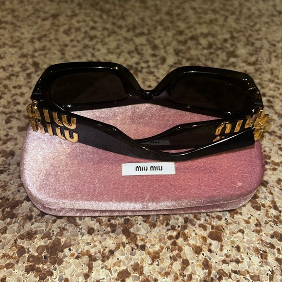 Miu Miu Black Sunglasses - Picture 6 of 8